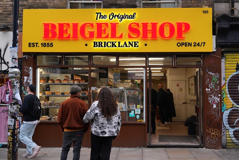 Best Food & Markets in London: 7 Must-Try Spots